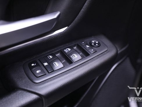 Used 2021 RAM 1500 Big Horn image 17