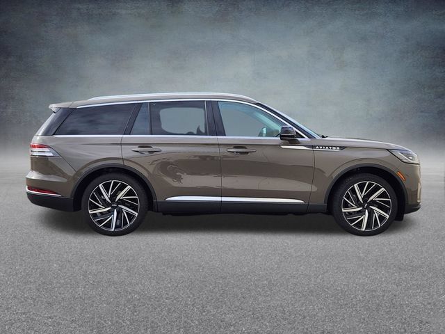 New 2025 Lincoln Aviator Reserve w/ Equipment Group 201A AWD/4WD image 8