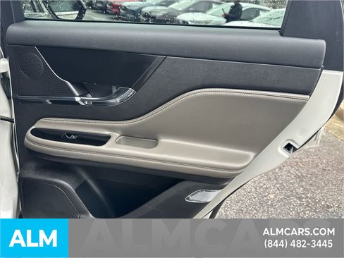 Used 2023 Lincoln Corsair Reserve w/ Rear Removable Package Tray AWD/4WD image 20
