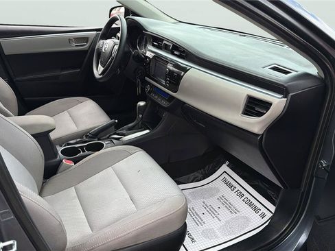 Used 2016 Toyota Corolla LE FWD image 15