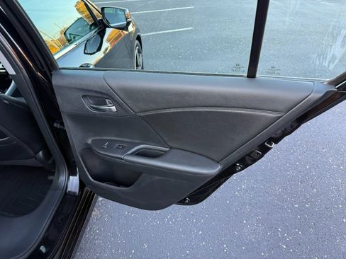 Used 2016 Honda Accord Touring image 19