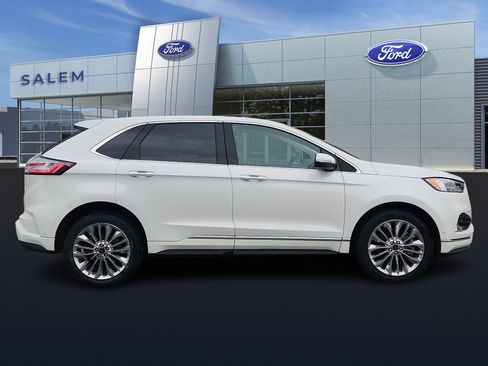 Certified 2022 Ford Edge Titanium w/ Equipment Group 301A image 3