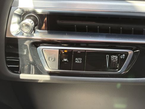 New 2025 Cadillac Lyriq Luxury image 29