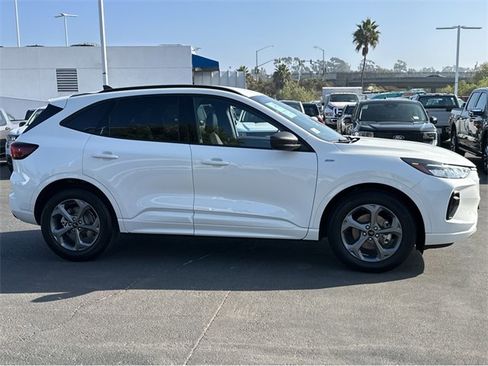 Certified 2024 Ford Escape ST-Line image 43