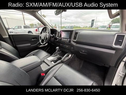Used 2024 Nissan Frontier SL w/ Technology Package AWD/4WD image 9