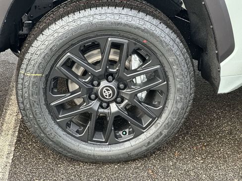 New 2026 Toyota Tundra Limited image 10