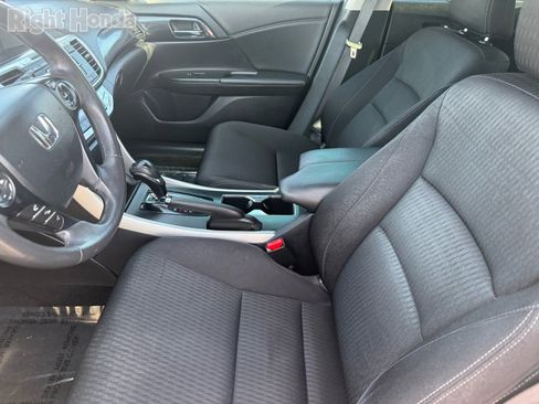 Used 2014 Honda Accord Sport image 12