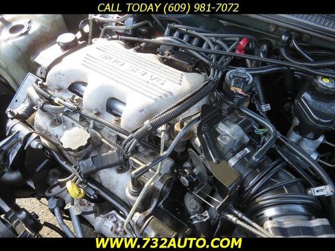 Used 1997 Chevrolet Lumina w/ Preferred Equipment Group 1 FWD image 29