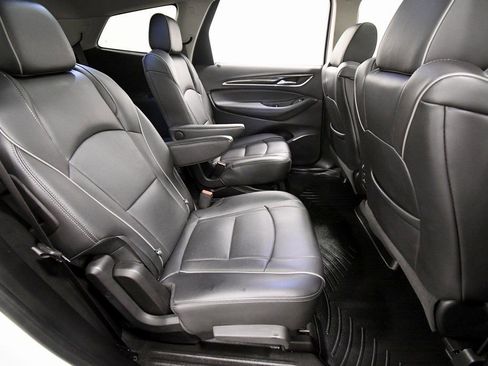 Used 2020 Buick Enclave Avenir w/ Avenir Technology Package image 19