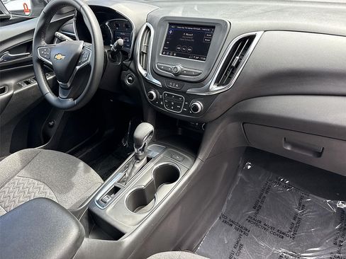 Used 2024 Chevrolet Equinox LT FWD image 26