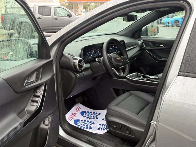 Used 2026 Chevrolet Equinox LT w/ Convenience Package II AWD/4WD image 14