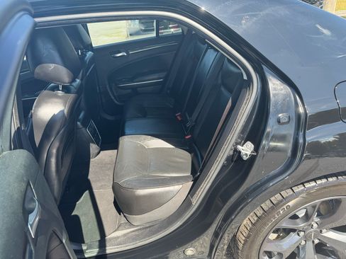 Used 2022 Chrysler 300 Touring L w/ Comfort Group image 11