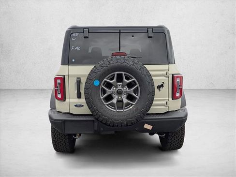 New 2025 Ford Bronco Badlands image 7