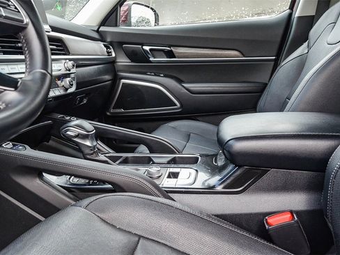 Used 2022 Kia Telluride EX w/ EX Premium Package image 20