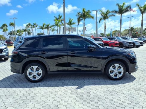 Used 2025 Honda HR-V LX image 13