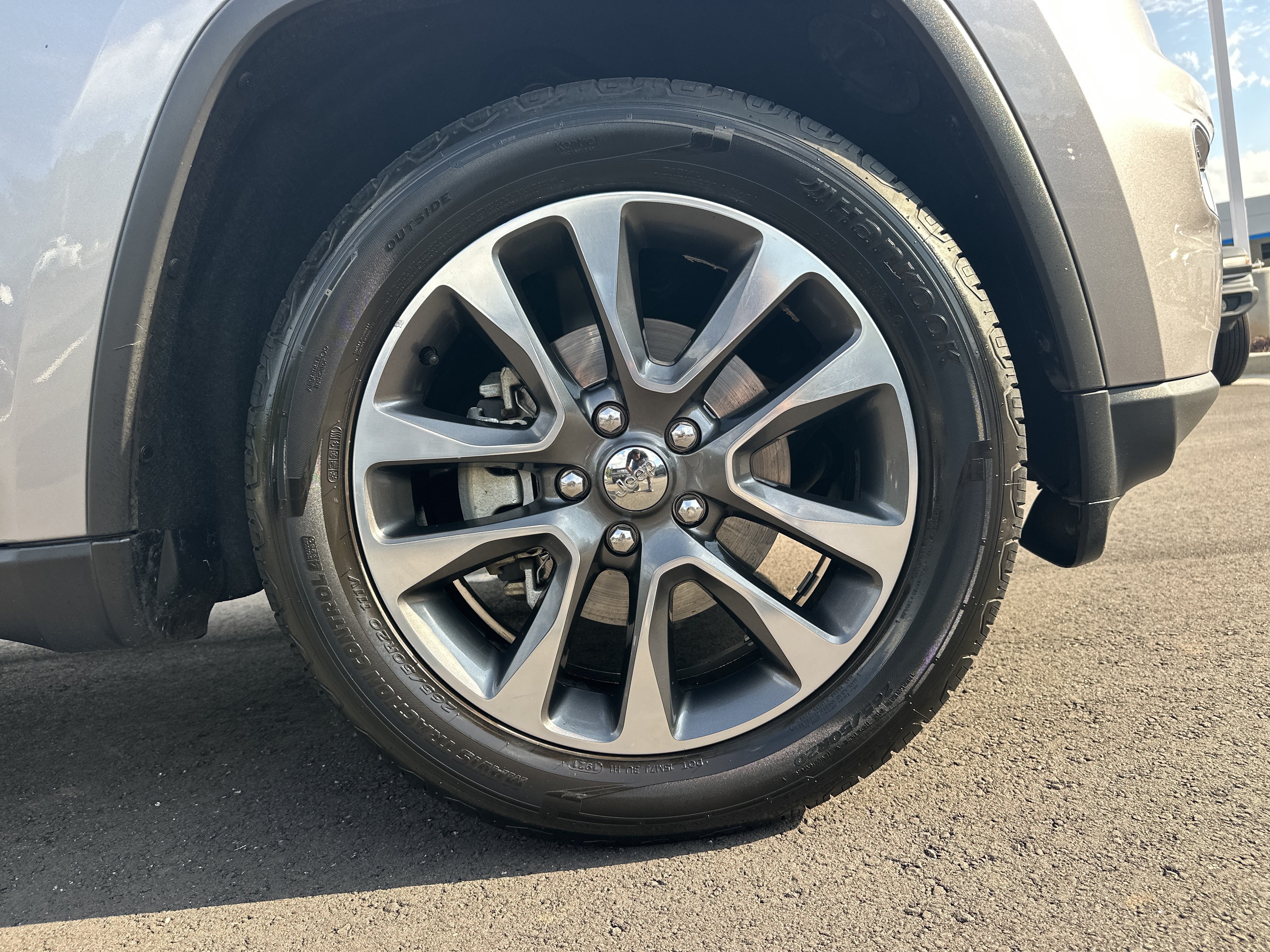 Used 2018 Jeep Grand Cherokee Limited w/ Luxury Group II RWD image 13