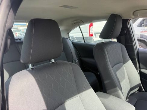 Used 2024 Toyota Corolla LE FWD image 9