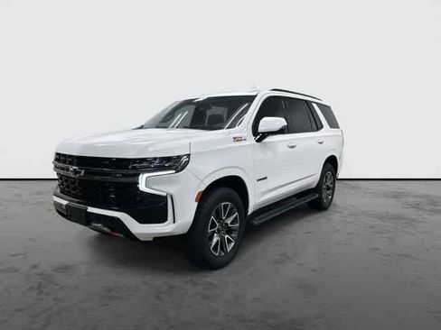 Used 2022 Chevrolet Tahoe Z71 w/ Luxury Package AWD/4WD image 7