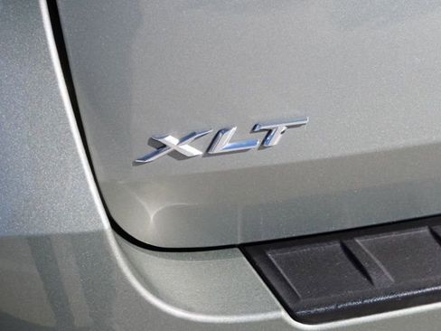 Used 2020 Ford Explorer XLT w/ Equipment Group 202A image 8