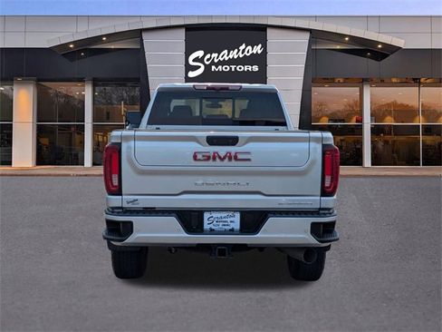 Used 2022 GMC Sierra 2500 Denali image 4