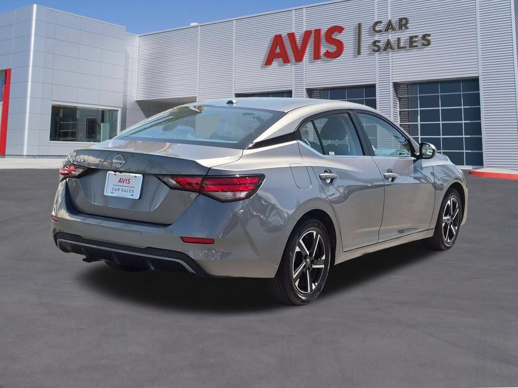 Used 2025 Nissan Sentra SV FWD image 6