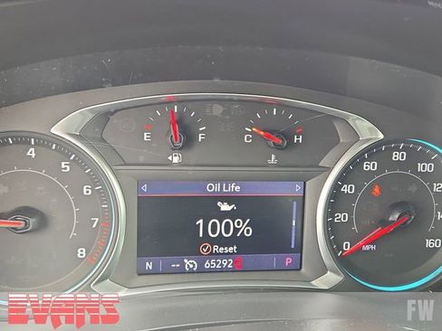 Used 2021 Chevrolet Traverse LT FWD image 5