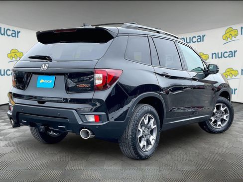 Used 2023 Honda Passport TrailSport image 6