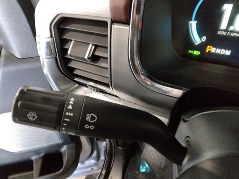 Used 2021 Ford F150 Lariat w/ Equipment Group 502A High image 14