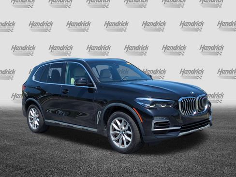 Used 2021 BMW X5 xDrive40i w/ Premium Package image 2