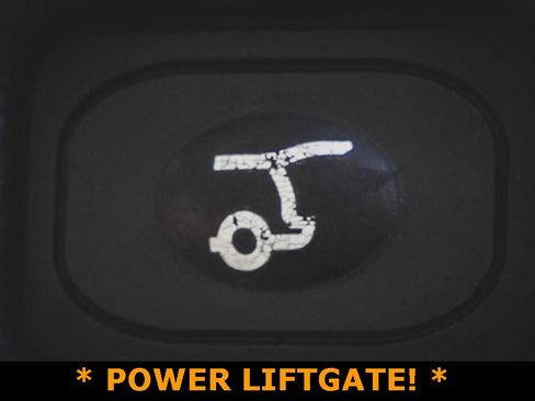 Used 2021 Ford Edge Titanium w/ Class II Trailer Tow Package image 11