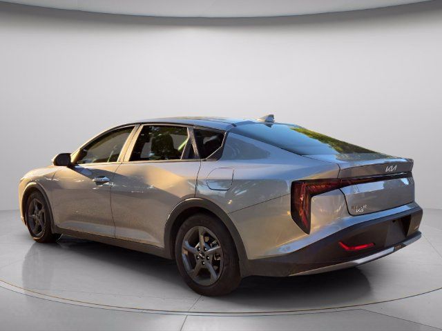 Used 2025 Kia K4 FWD image 9