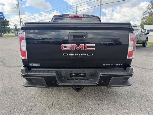 Used 2021 GMC Canyon Denali AWD/4WD image 5