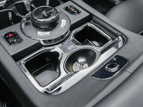 Used 2016 Rolls-Royce Ghost image 44