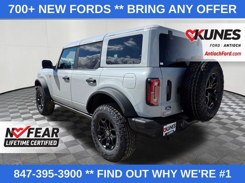 New 2026 Ford Bronco Badlands image 7