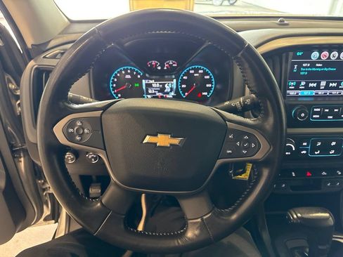 Used 2017 Chevrolet Colorado Z71 AWD/4WD image 27