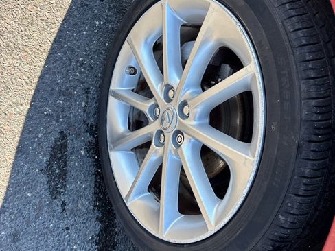 Used 2012 Lexus CT 200h image 19