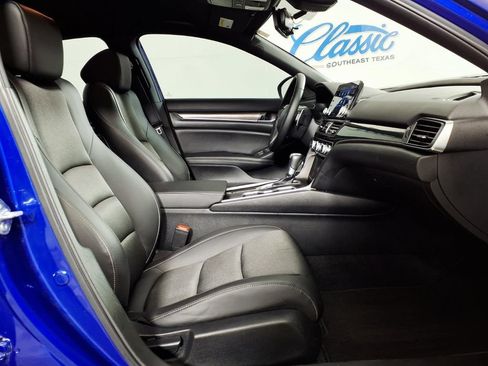 Used 2022 Honda Accord Sport image 12