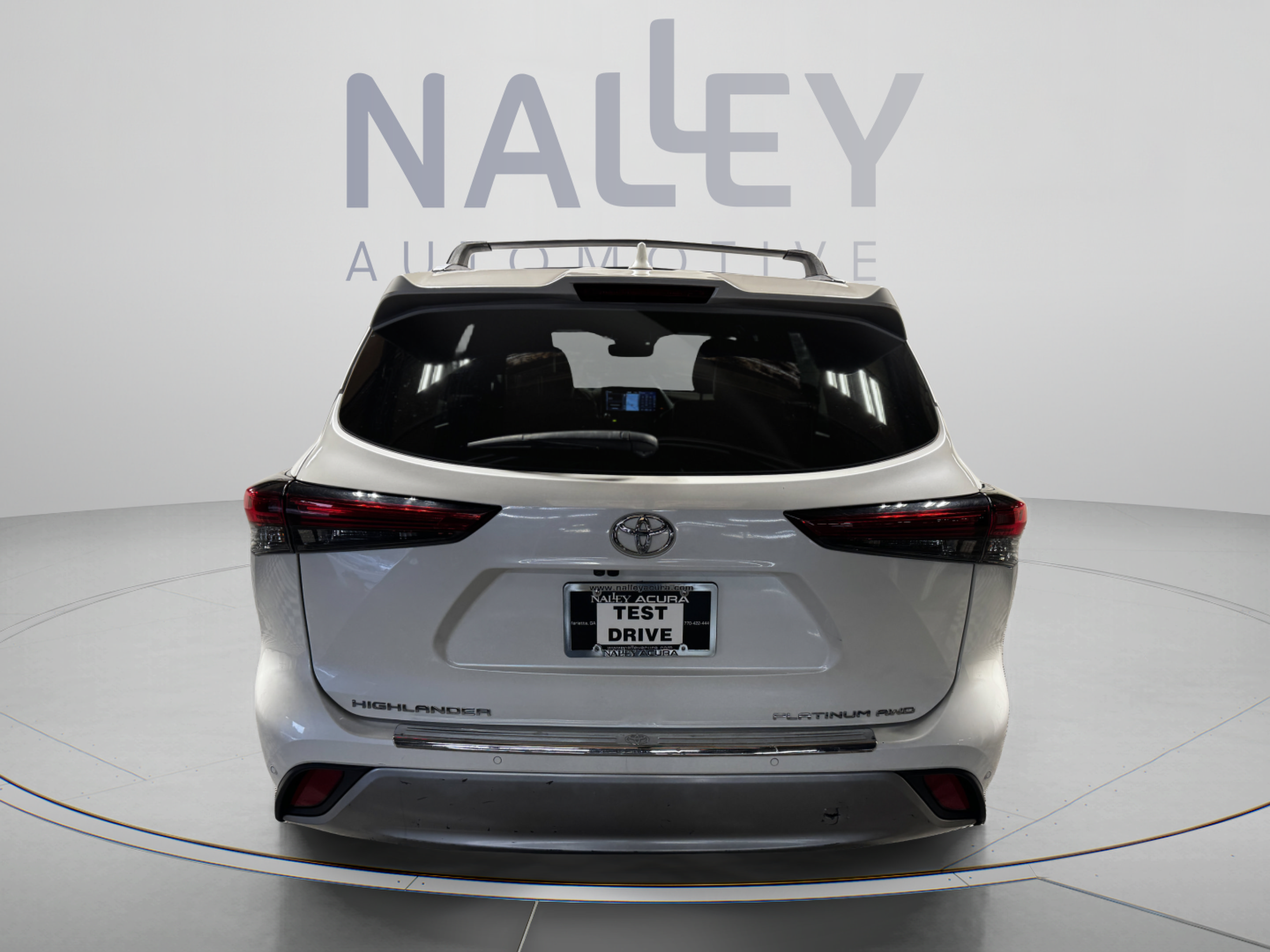 Used 2021 Toyota Highlander Platinum AWD/4WD image 4