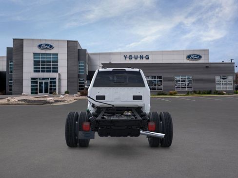 New 2025 Ford F550 4x4 Supercab Super Duty image 5