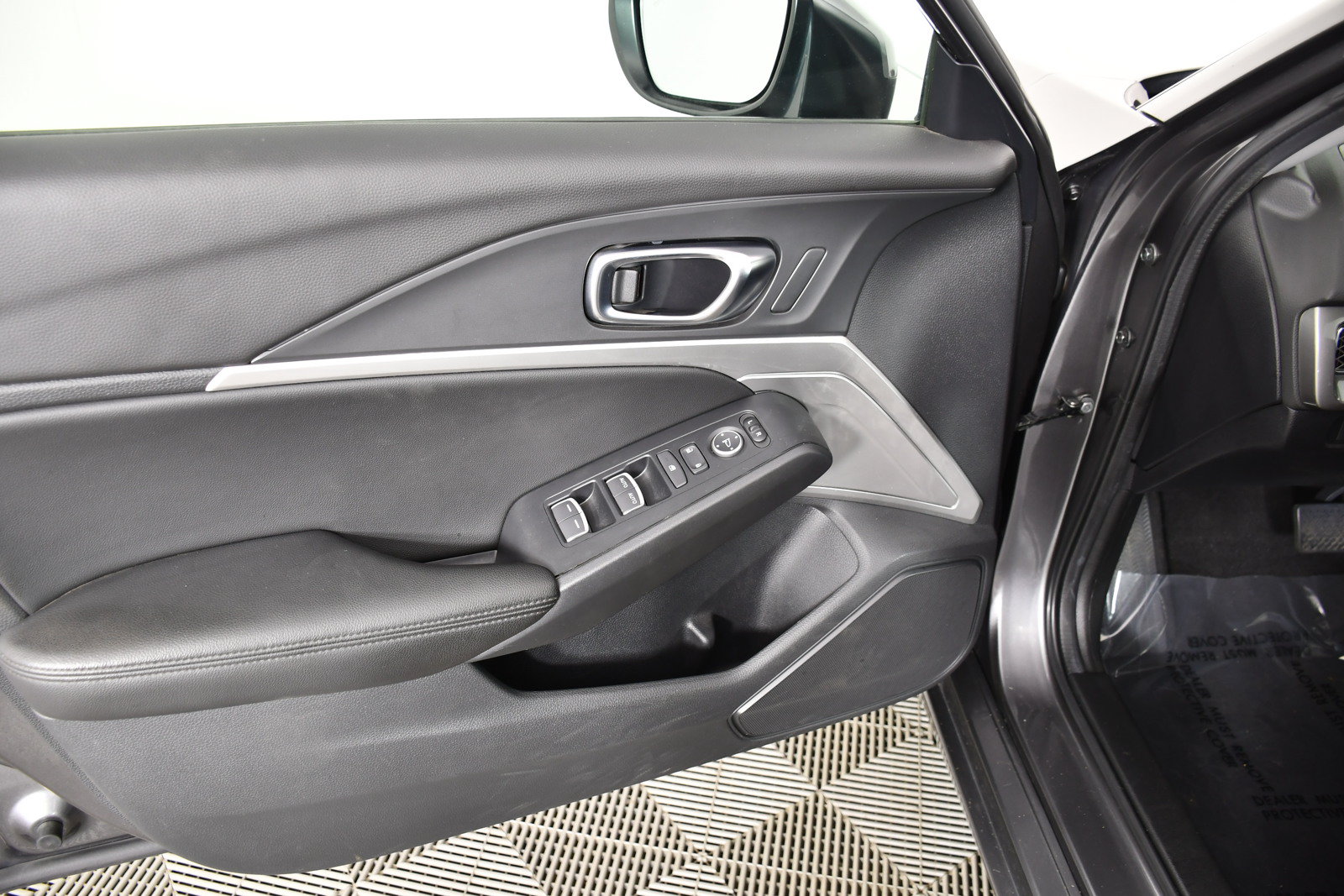 Certified 2024 Acura Integra FWD image 32