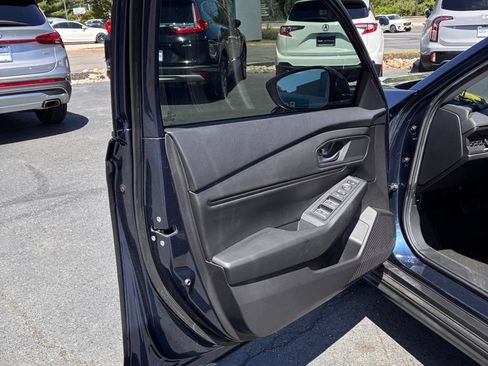 Used 2024 Honda Accord EX image 41