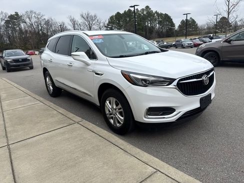 Used 2019 Buick Enclave Essence image 6
