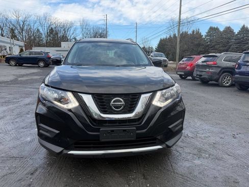 Used 2018 Nissan Rogue SV w/ Premium Package image 1