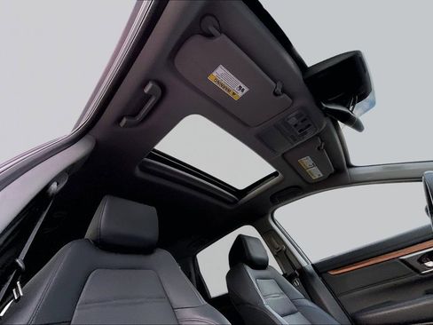 Used 2022 Honda CR-V Touring image 27
