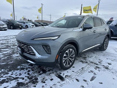 Used 2024 Buick Envision Preferred image 14