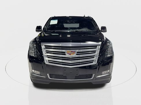 Used 2019 Cadillac Escalade Platinum image 5