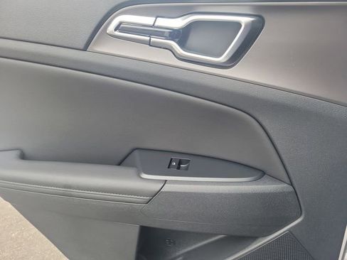 New 2026 Kia Sportage SX image 14