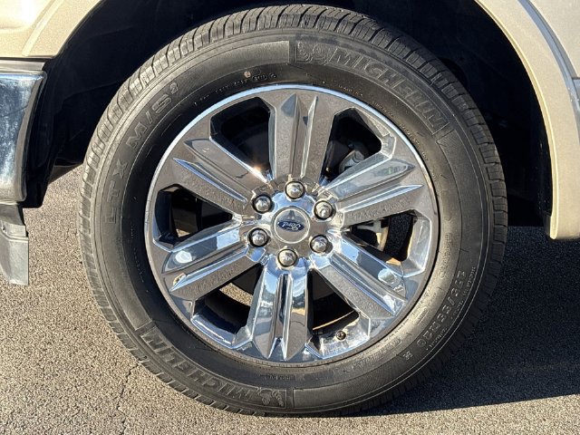Used 2018 Ford F150 Lariat RWD image 18