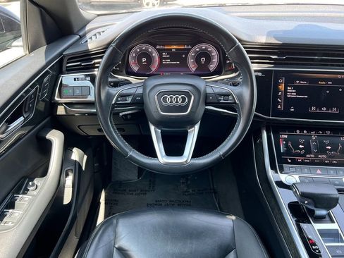 Used 2019 Audi Q8 Premium w/ Convenience Package image 12