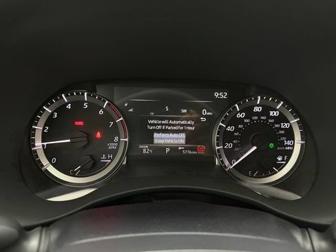 Used 2026 Toyota Highlander XLE AWD/4WD image 18
